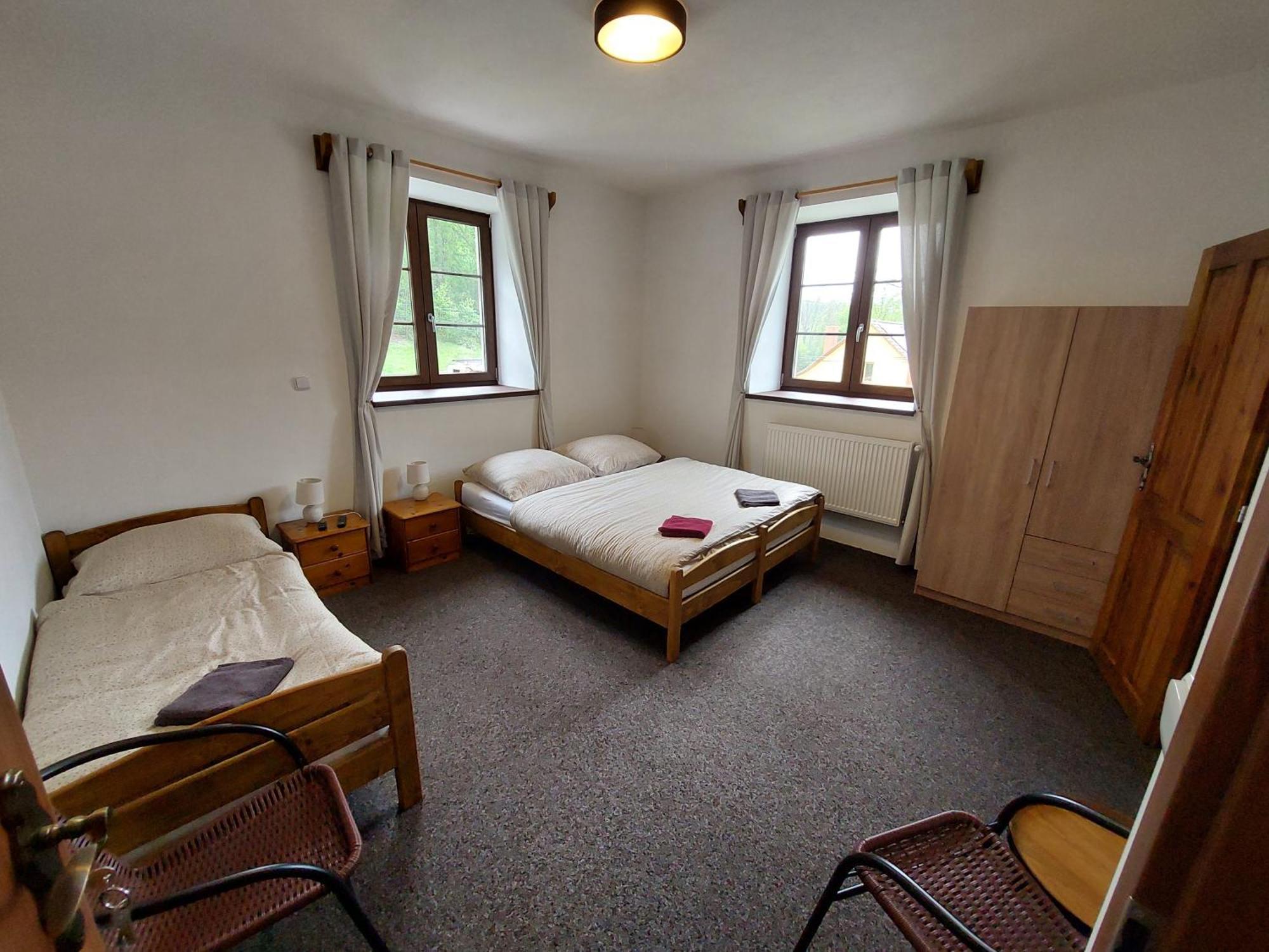 Hotel Penzion Staré Purkartice Hostalkovy Esterno foto