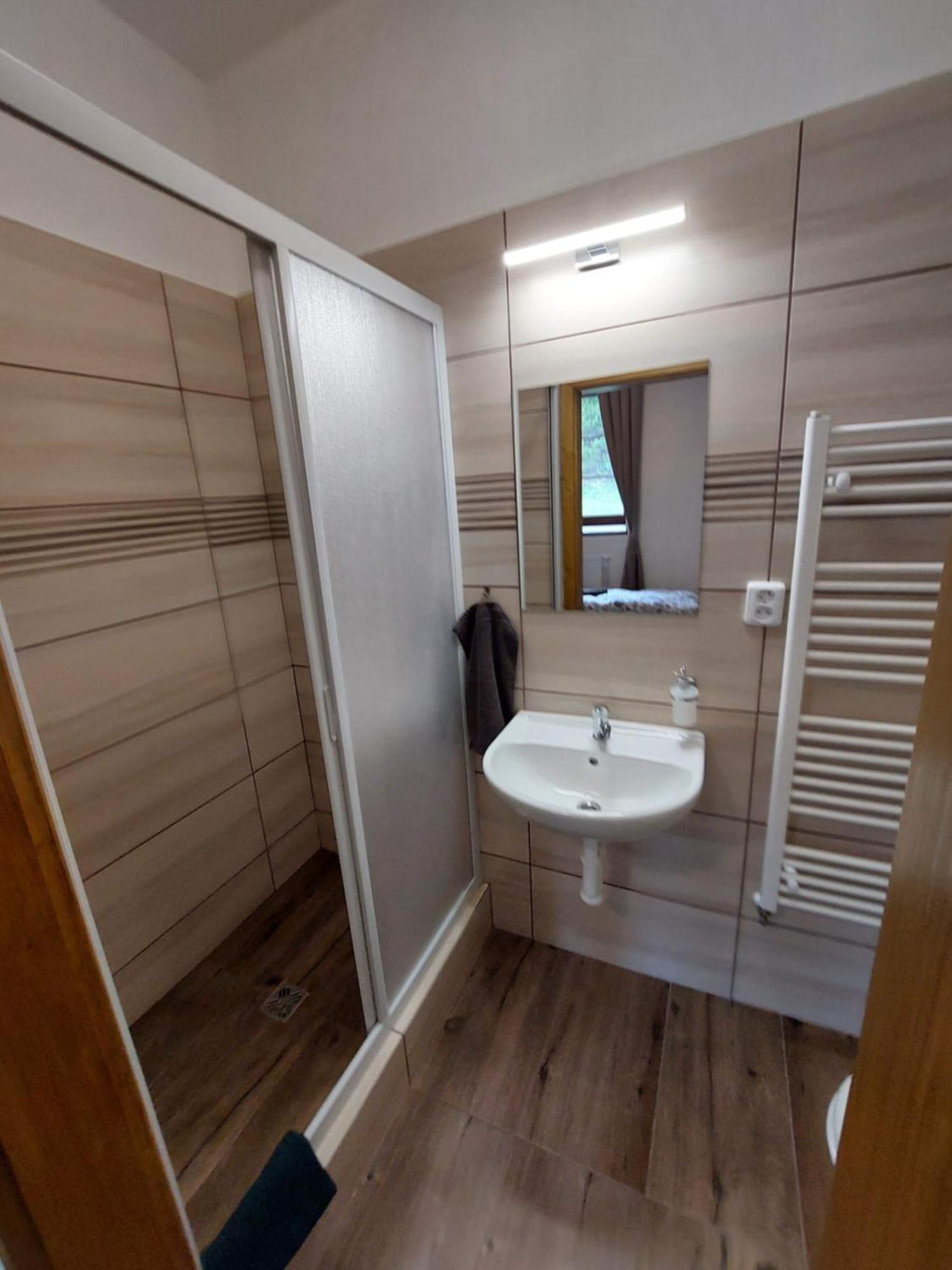 Hotel Penzion Staré Purkartice Hostalkovy Esterno foto